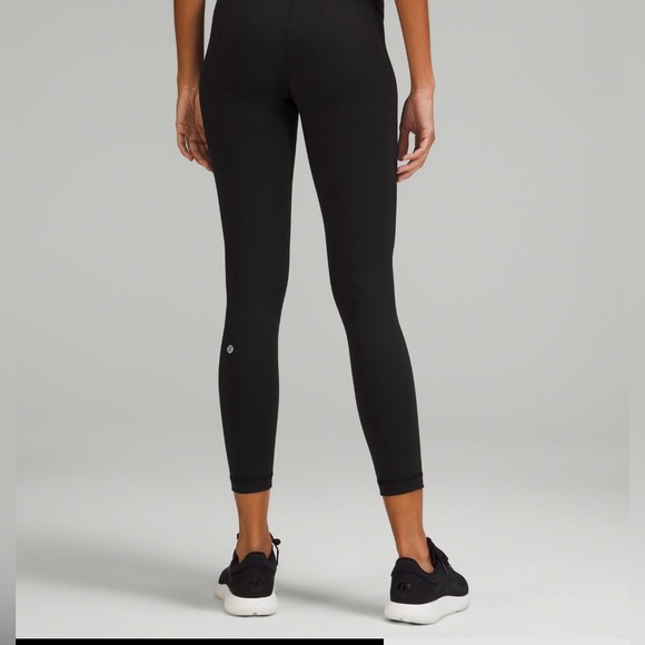 Lululemon Wunder Train High-Rise Leggings - size 6 - 28 inches - black - Picture 7 of 10
